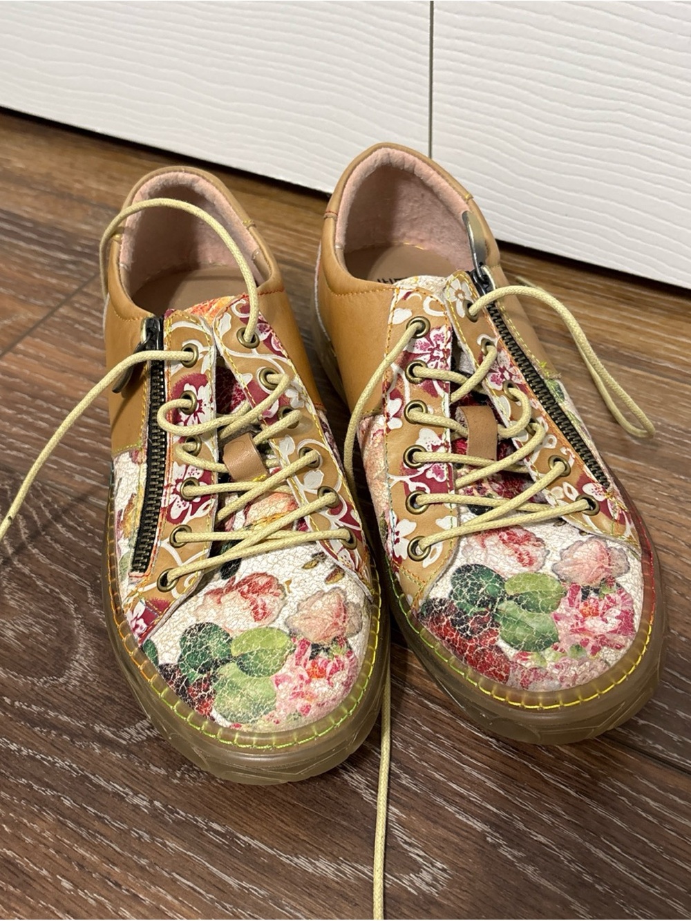 Spring Step L'Artiste  Women's Sneaker Floral Brown Leather Size 38